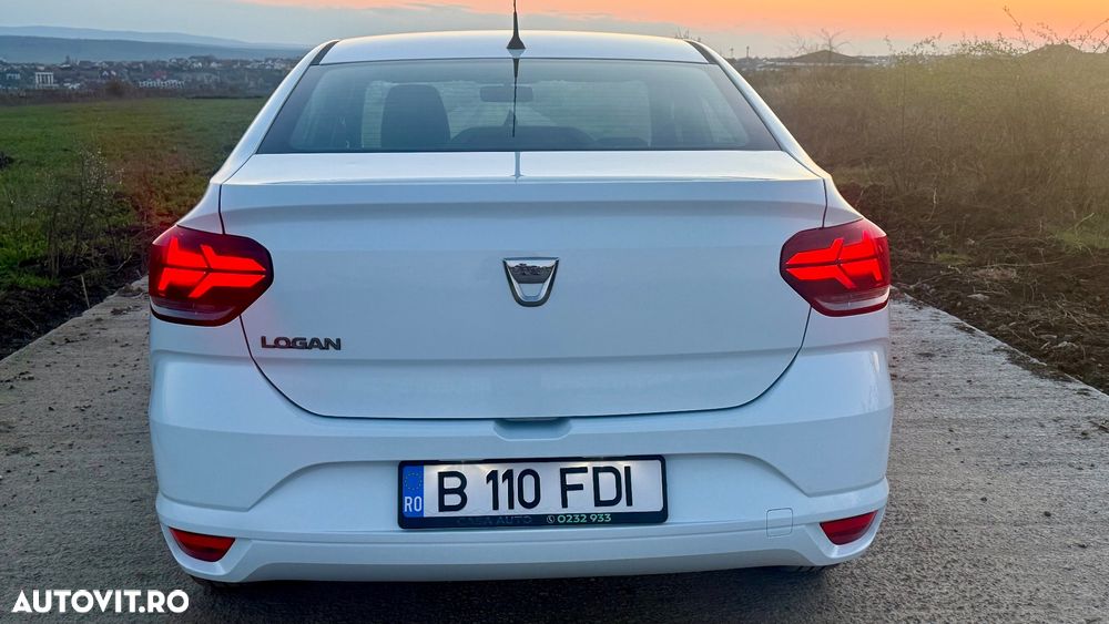 Dacia Logan TCe 90 MT6 Comfort - 12