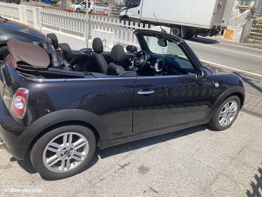 MINI Cabrio Cooper D - 12