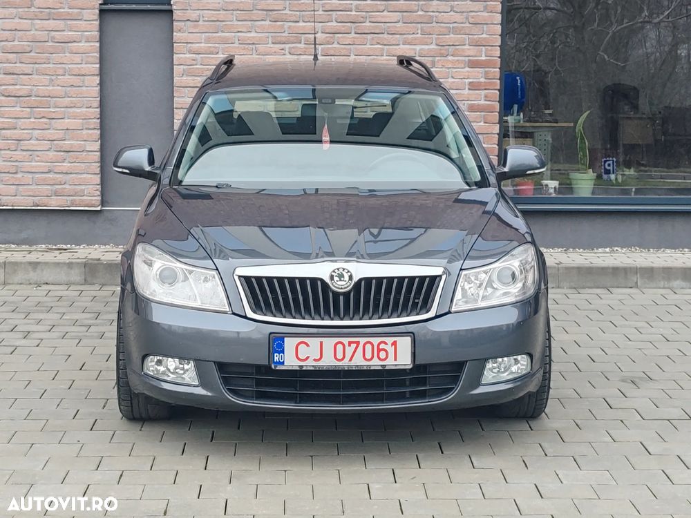 Skoda Octavia 1.6 TDI DPF Ambiente - 5