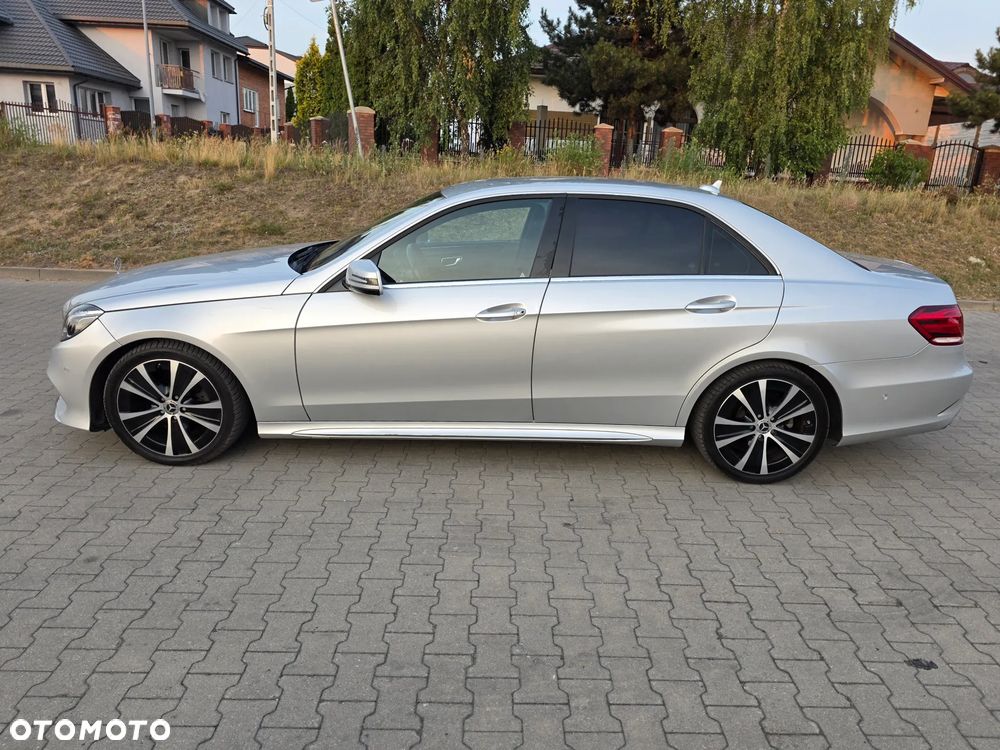 Mercedes-Benz Klasa E 300 BlueTec Hybrid - 8
