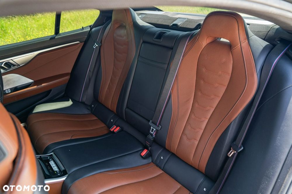 BMW Seria 8 M850i xDrive - 26