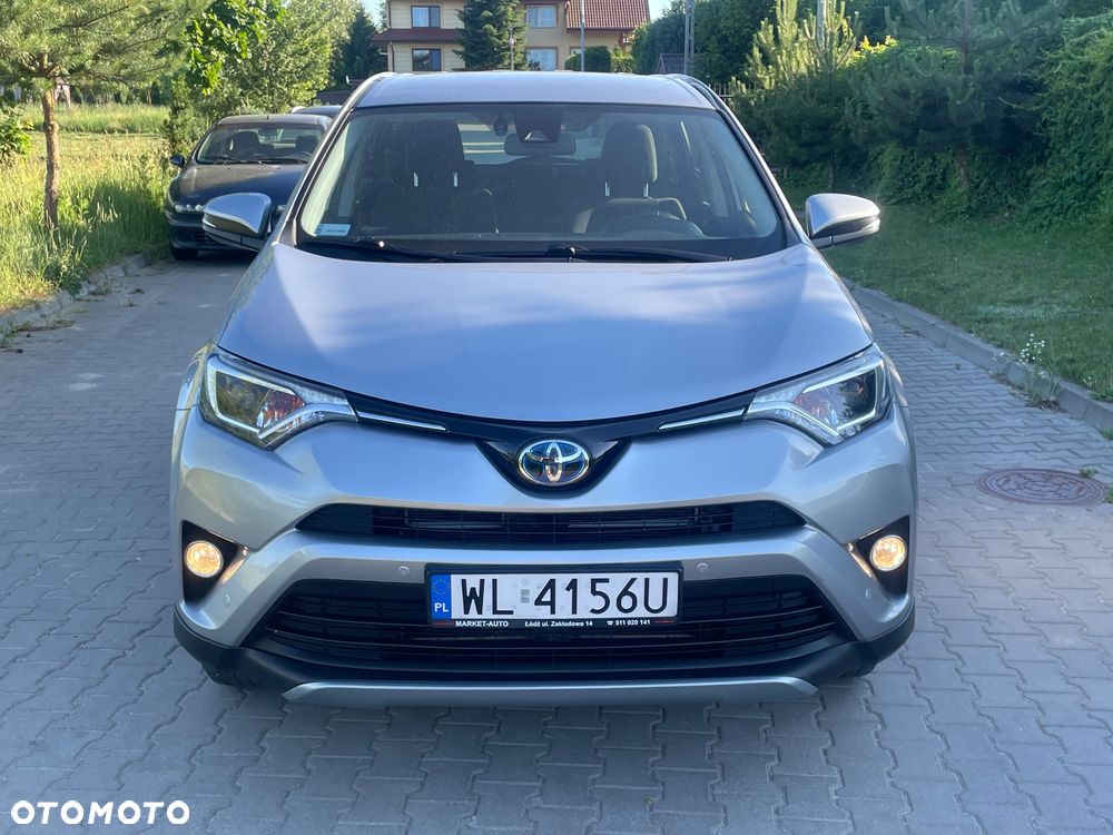 Toyota RAV4 - 9