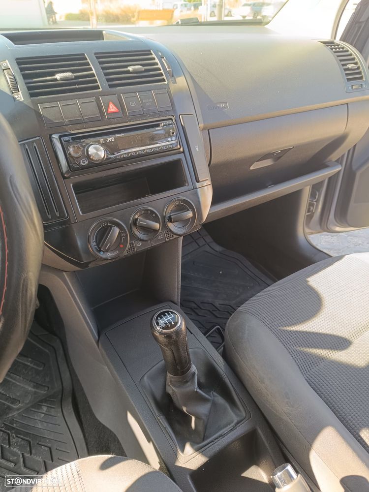 VW Polo 1.4 TDi Trendline - 15
