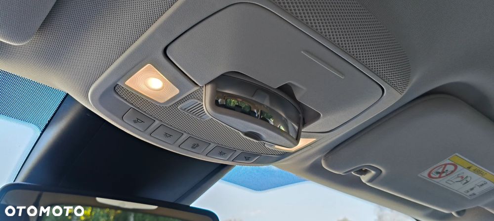 Ford S-Max 2.0 EcoBlue Titanium - 32