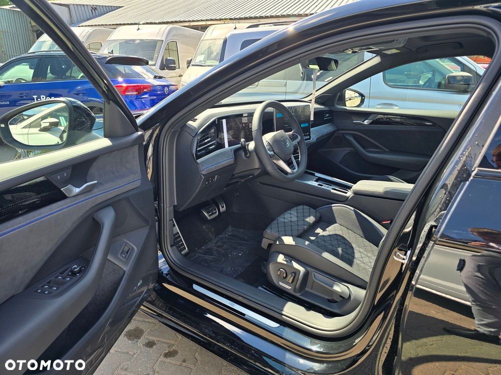 Volkswagen Passat 2.0 TDI SCR R-Line Plus DSG - 10