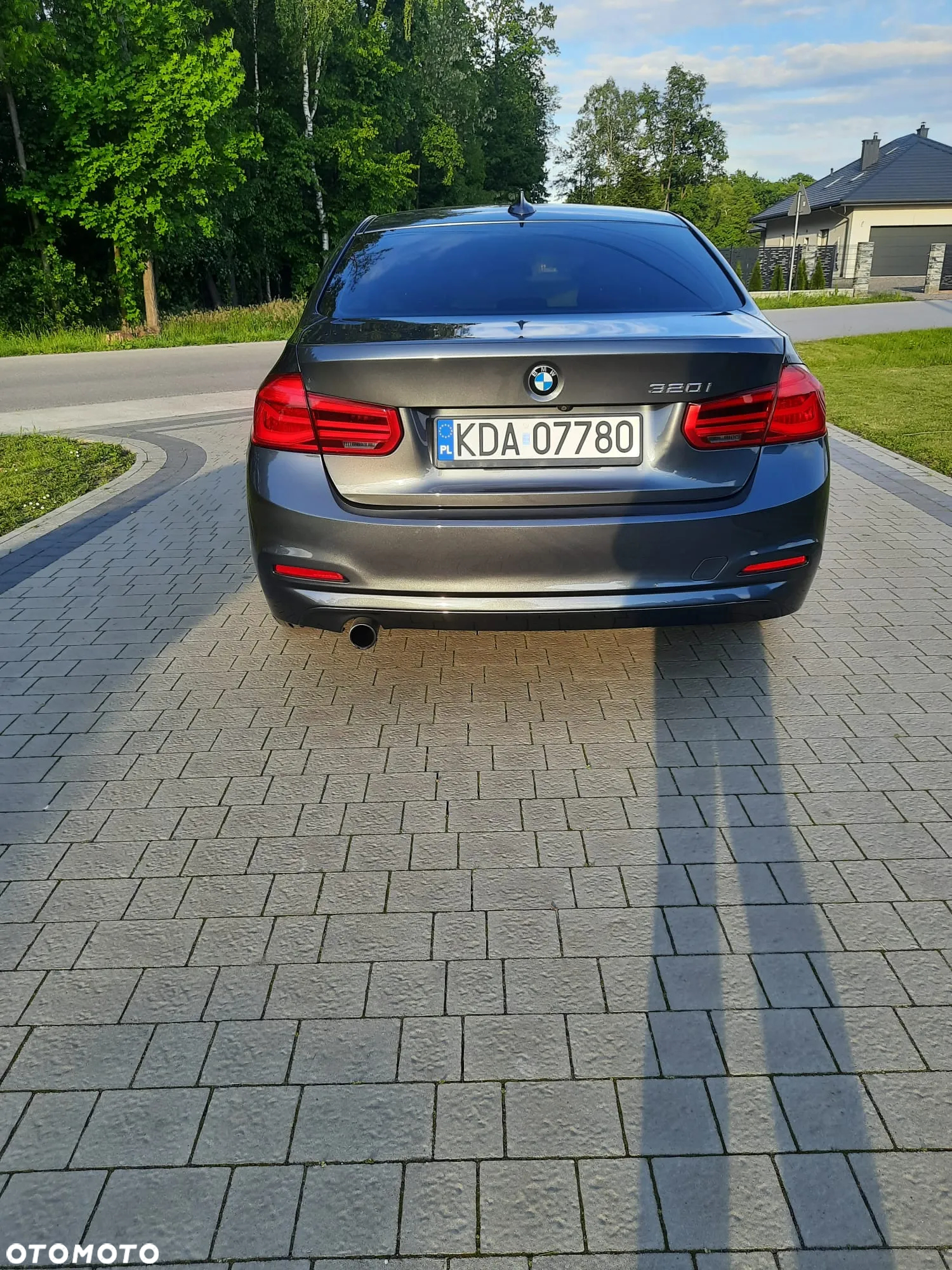 BMW Seria 3 320i - 6