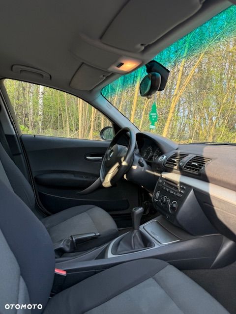 BMW Seria 1 116i - 5