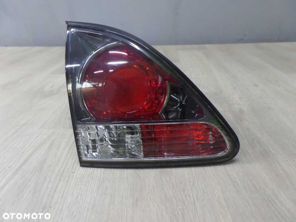LEXUS RX 300 330 LIFT 00-03 LAMPA TYL LEWA W KLAPE - 1