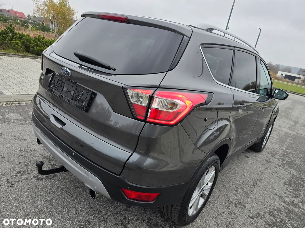 Ford Kuga 2.0 TDCi 4x4 Titanium - 38