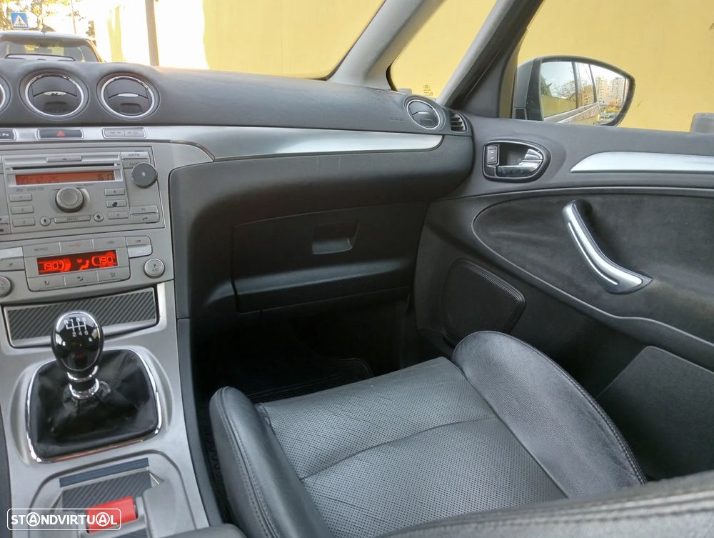 Ford S-Max 1.8 TDCi Titanium 7L - 11
