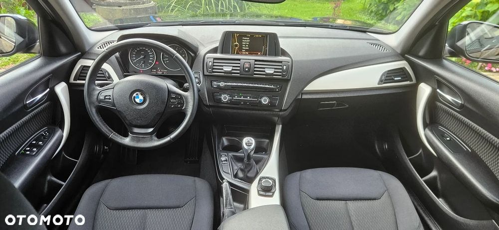 BMW Seria 1 114i - 11