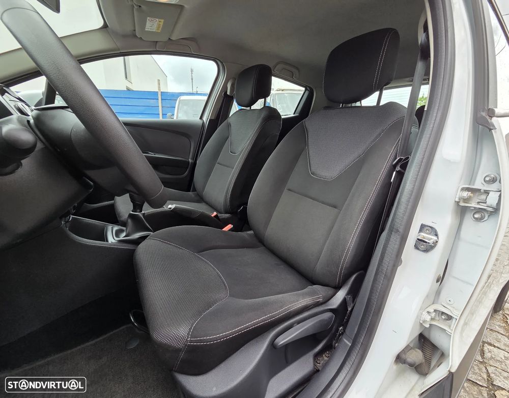 Renault Clio 1.5 dCi Zen - 9