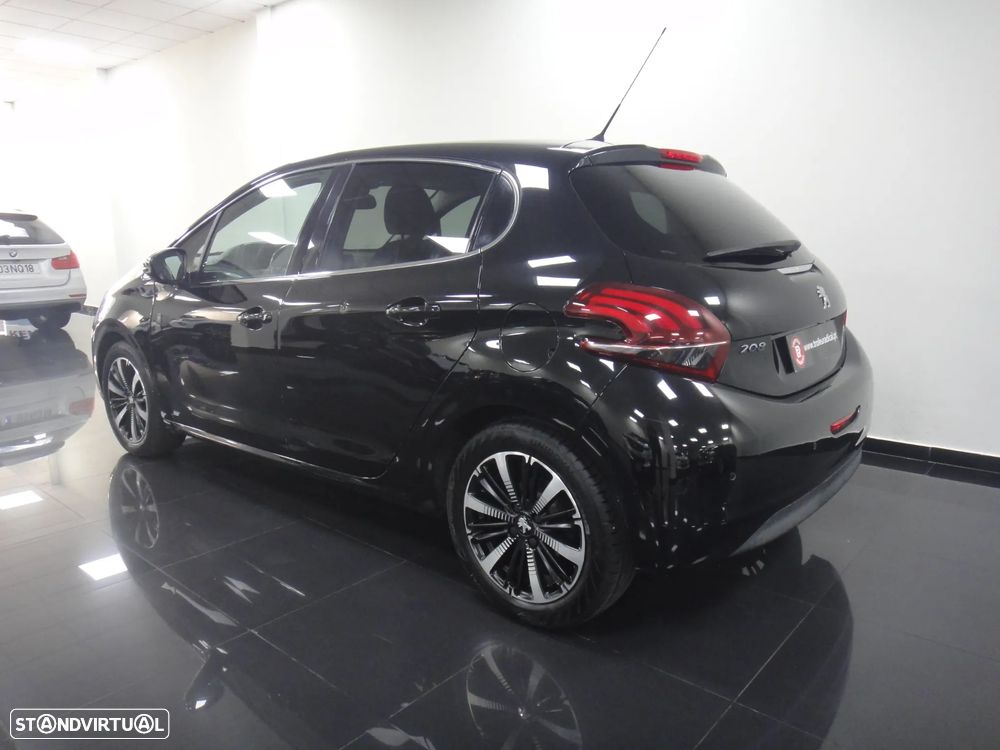Peugeot 208 PureTech 110 Stop & Start Tech Edition - 4