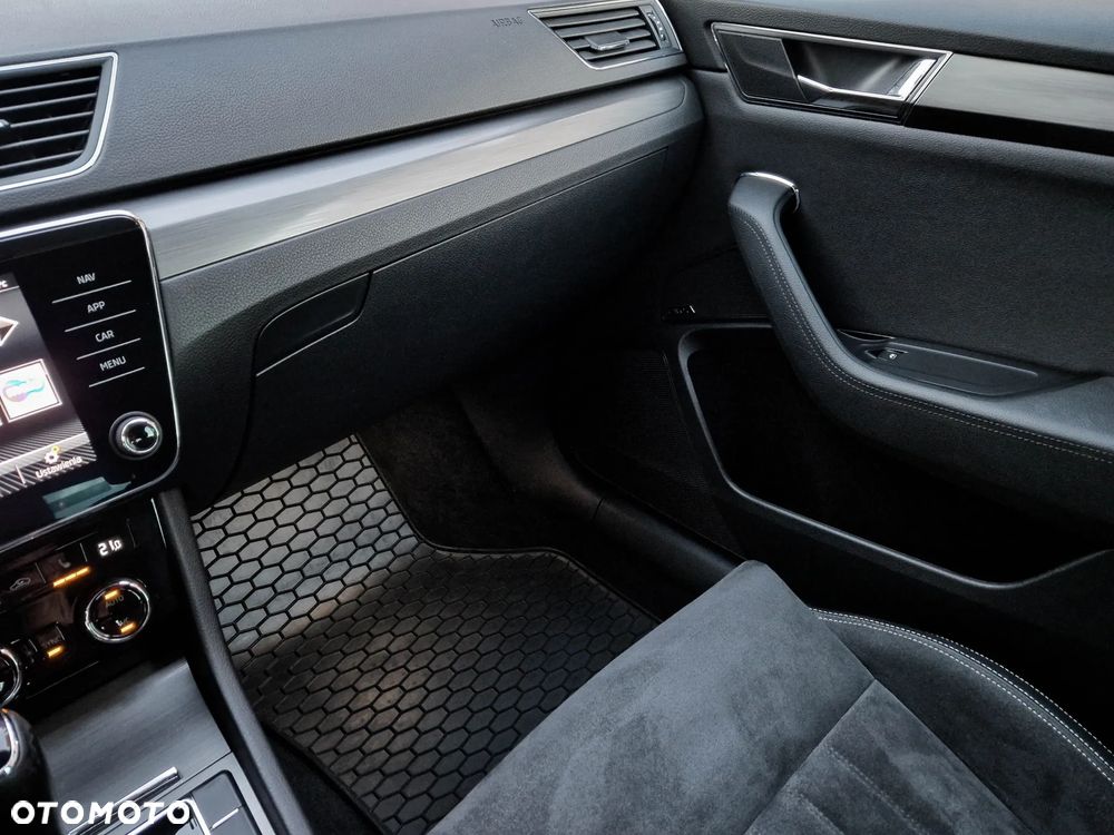 Skoda Superb 2.0 TSI Style DSG - 17