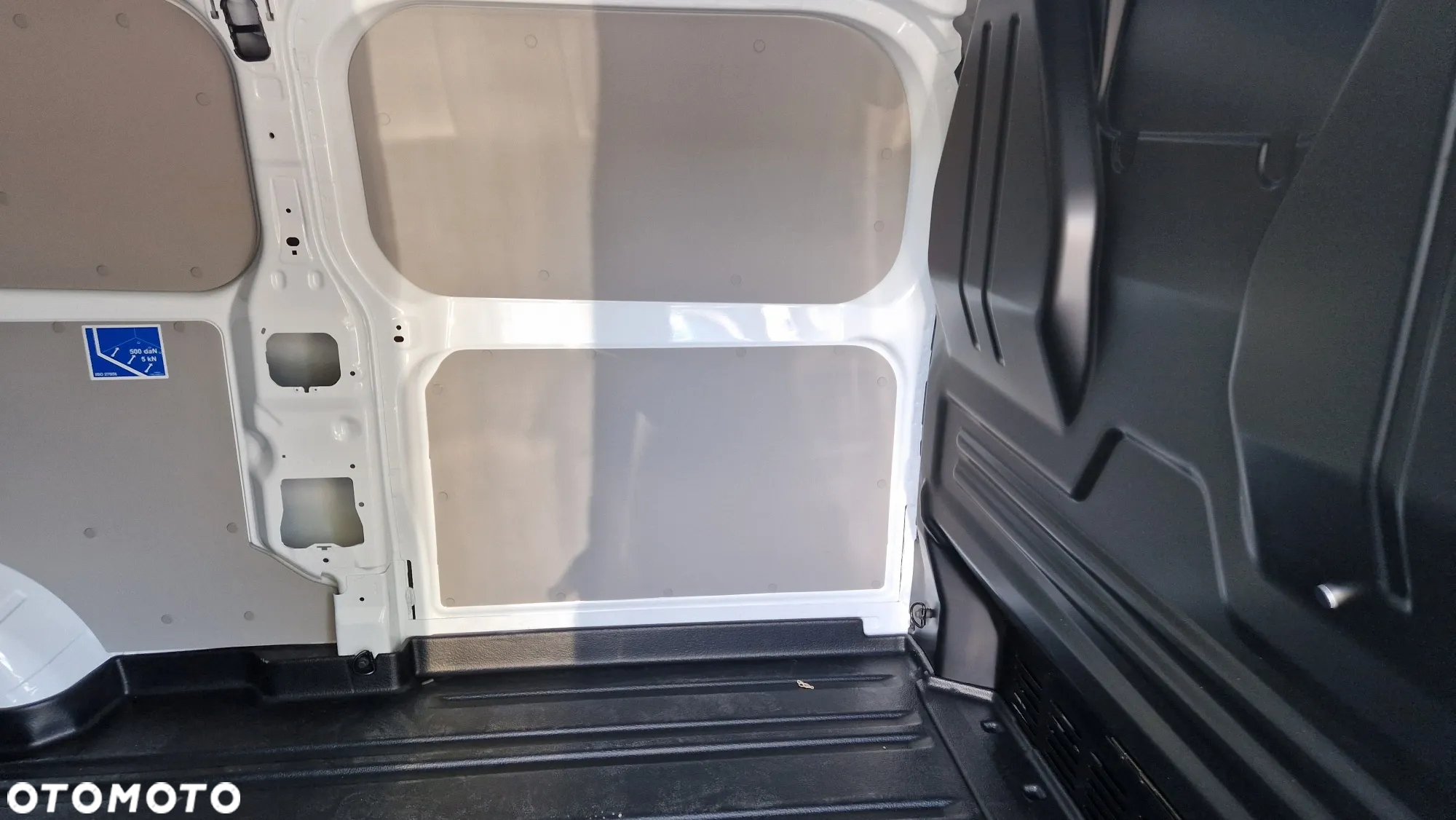 Ford TRANSIT CUSTOM VAN V710 L1H1 AWD - 31