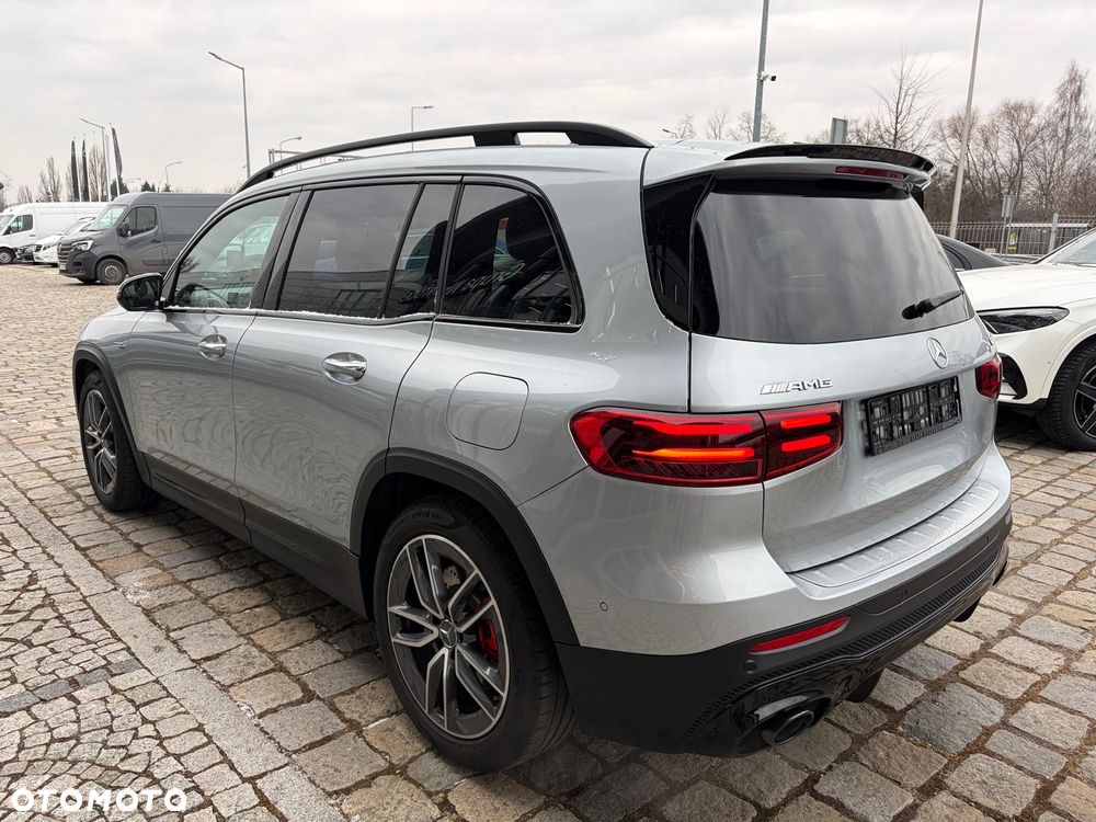 Mercedes-Benz GLB - 6