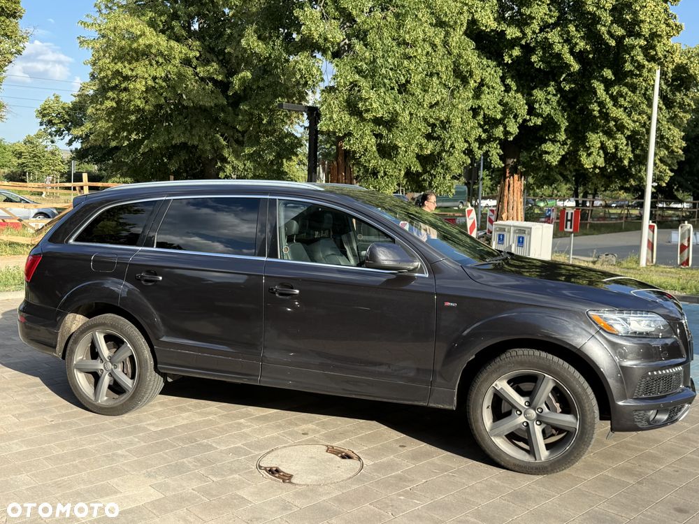 Audi Q7 - 4