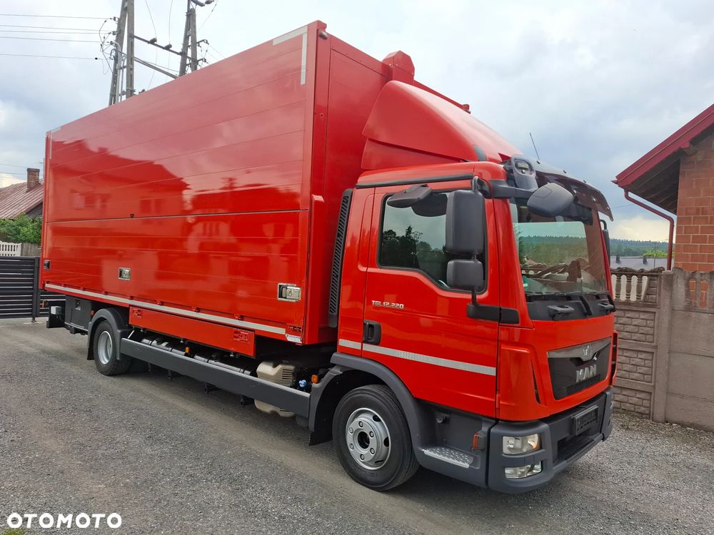 MAN TGL12.220* AUTOMAT* KONTENER ALUMINIOWY* BOCZNY ZAŁADUNEK* WINDA BAR 1500kg* WYJĄTKOWO ZADBANY* NIE ATEGO TGM LF FL EUROCARGO* Z NIEMIEC - 1