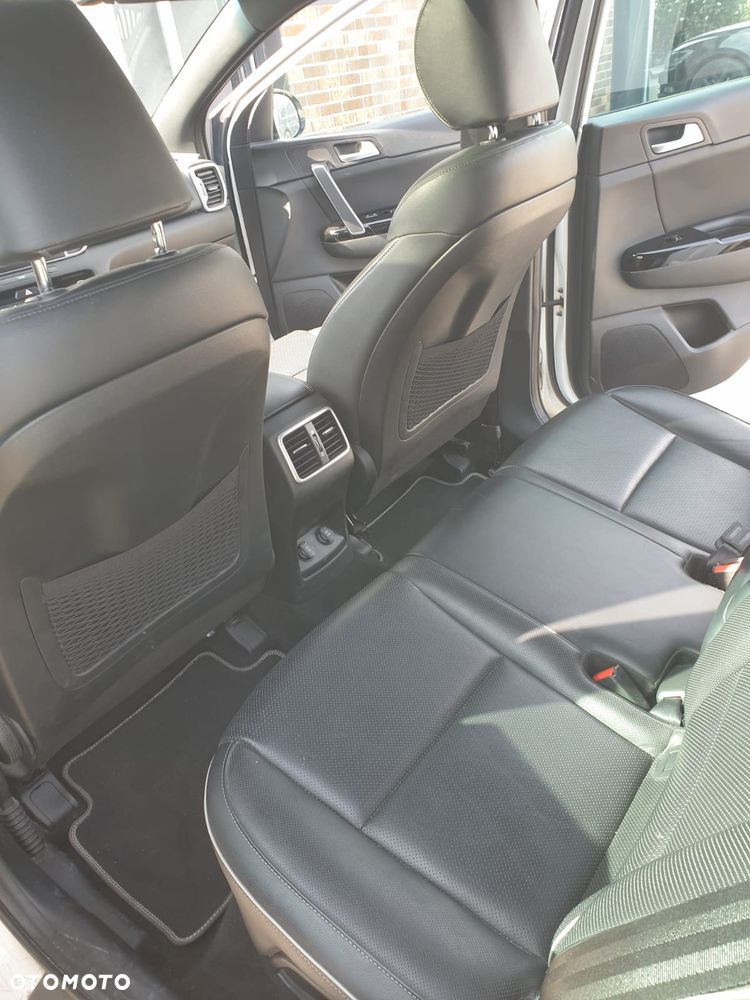 Kia Sportage 1.7 CRDI Business Line L 2WD - 8