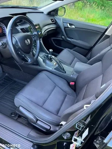 Honda Accord - 30