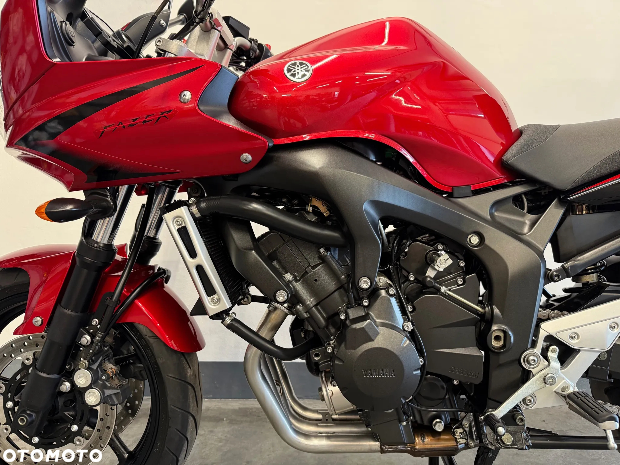 Yamaha FZ6 - 17