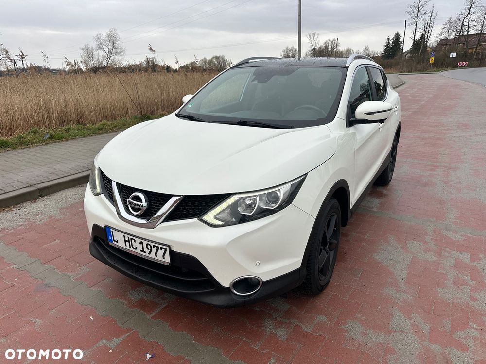 Nissan Qashqai 1.6 DIG-T Tekna+ - 1