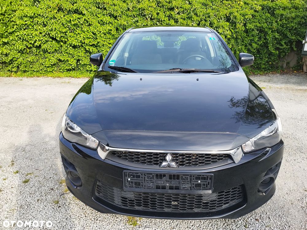 Mitsubishi Lancer 1.6 Inform - 9