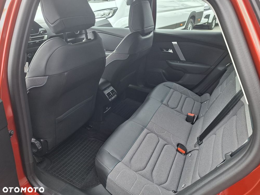 Citroën C4 1.2 PureTech Plus S&S EAT8 - 12