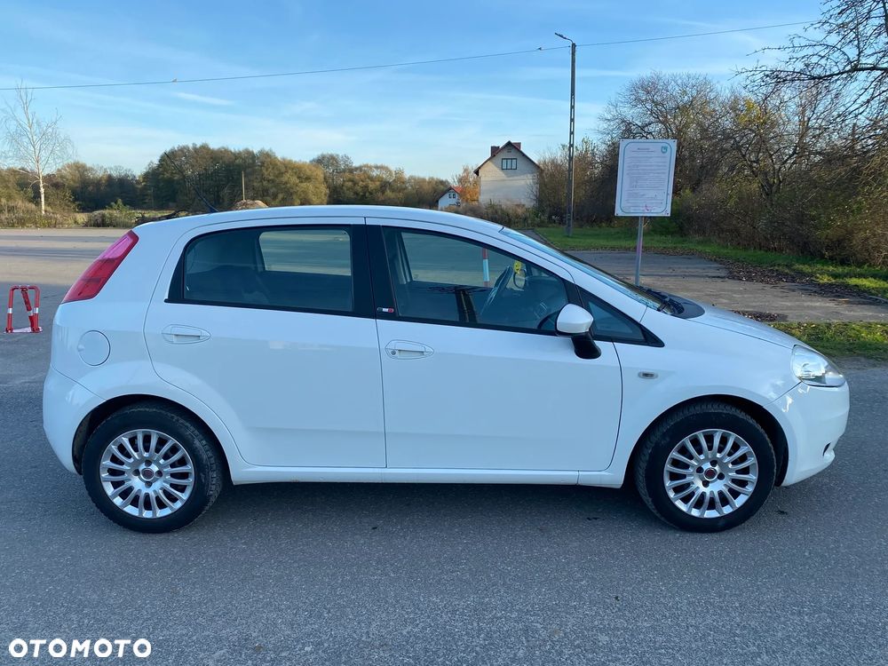 Fiat Grande Punto - 4