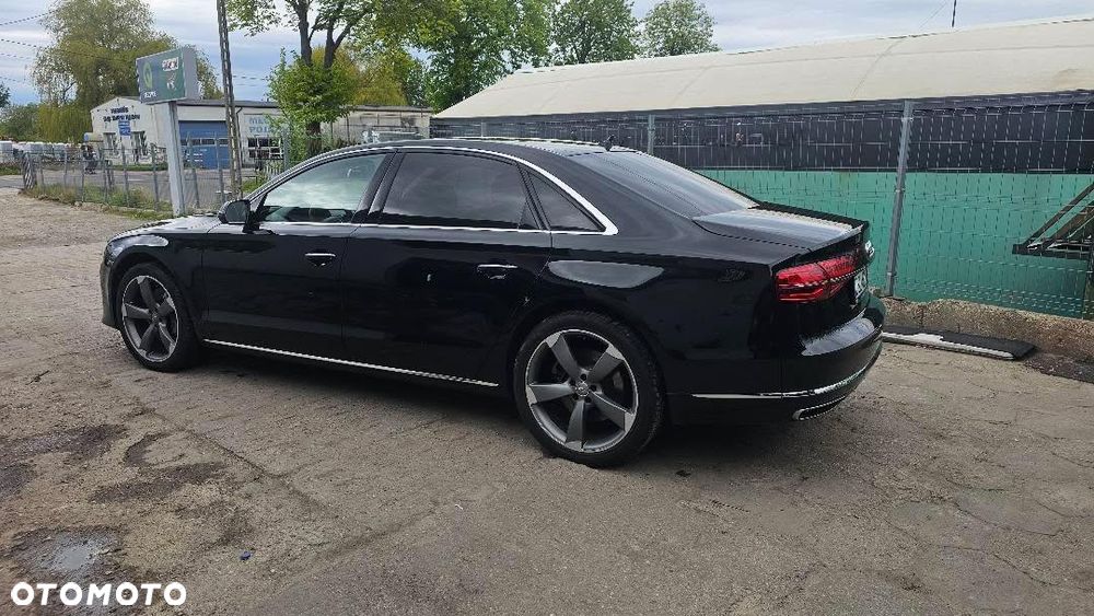 Audi A8 4.2 TDI DPF (clean diesel) quattro tiptronic Lang - 13
