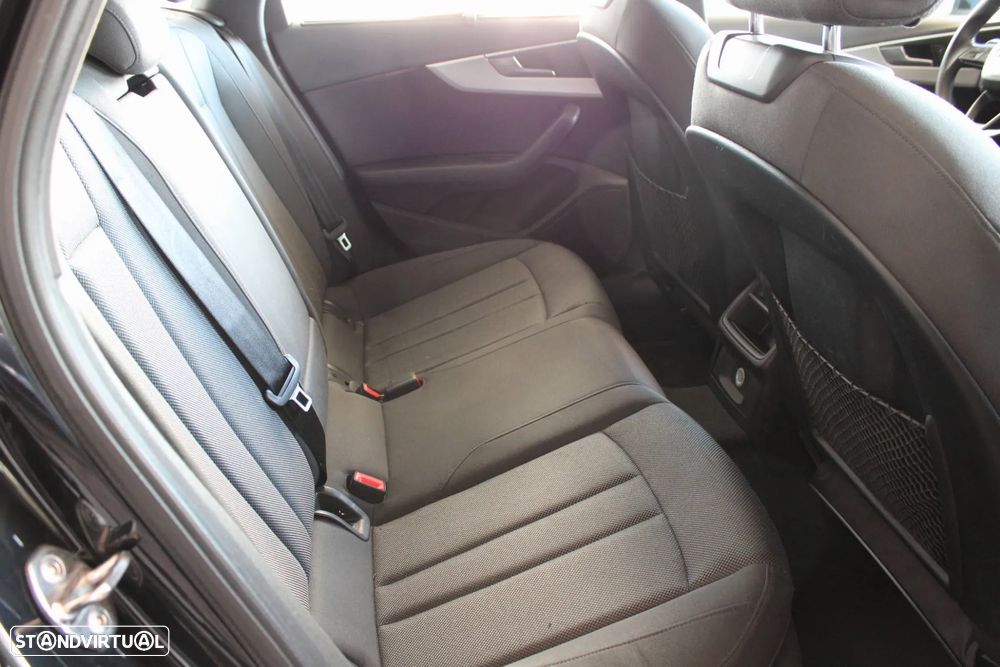 Audi A4 Avant 2.0 TDI S-line S tronic - 15