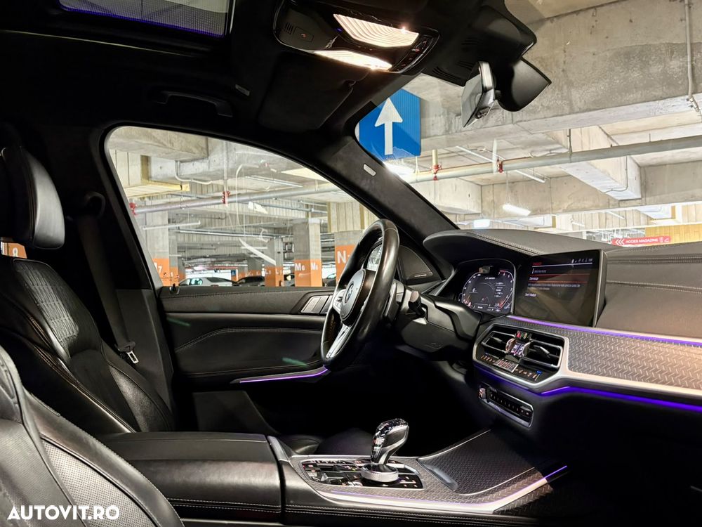 BMW X7 M50i - 8