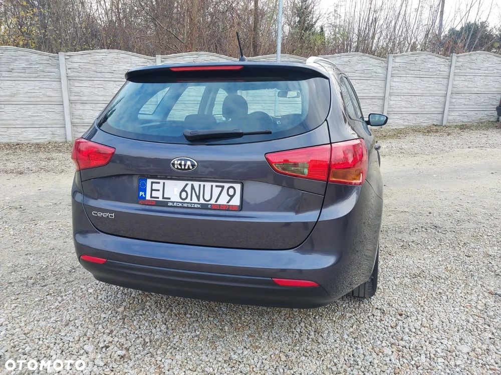 Kia Ceed - 7