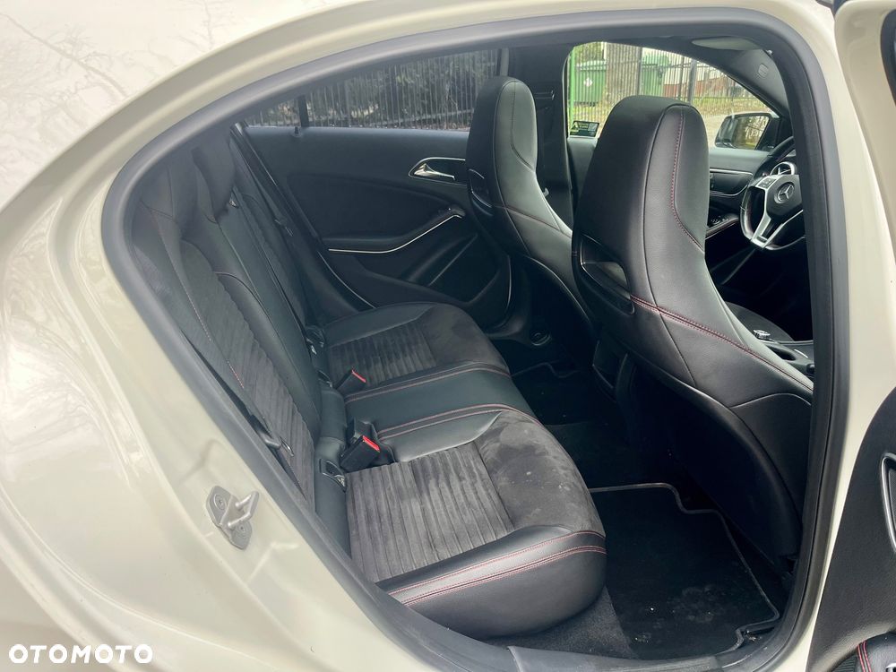 Mercedes-Benz Klasa A 200 7G-DCT Motorsport Edition - 12