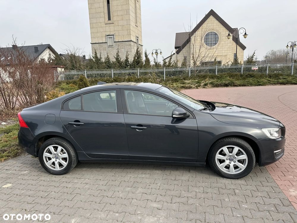Volvo S60 D3 Geartronic Kinetic - 3