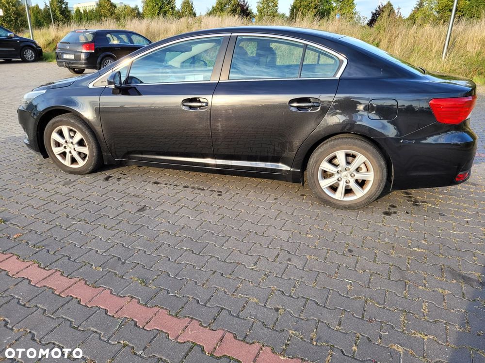 Toyota Avensis 2.0 D-4D Premium - 5