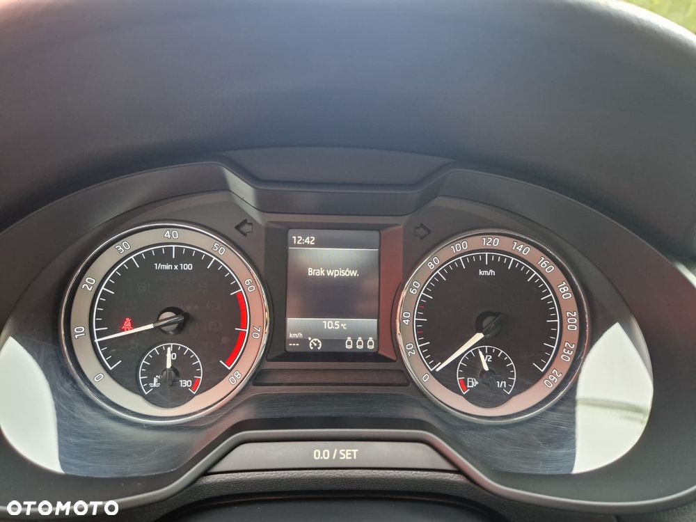 Skoda Octavia 1.8 TSI Clever - 21