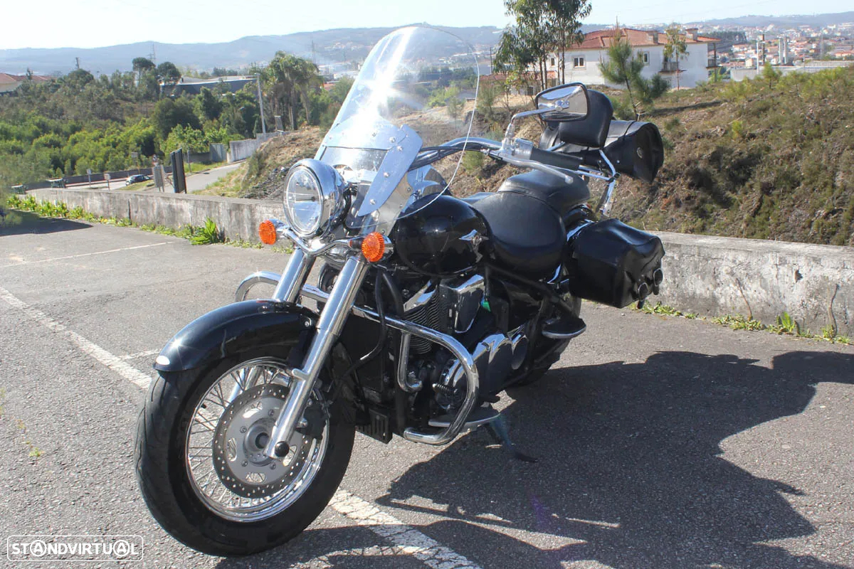 Kawasaki VN 900 - 3