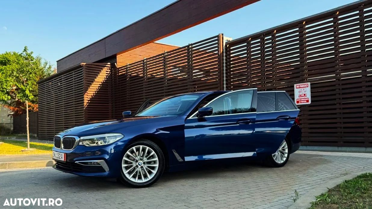 BMW Seria 5 520d Touring Aut. Luxury Line - 1