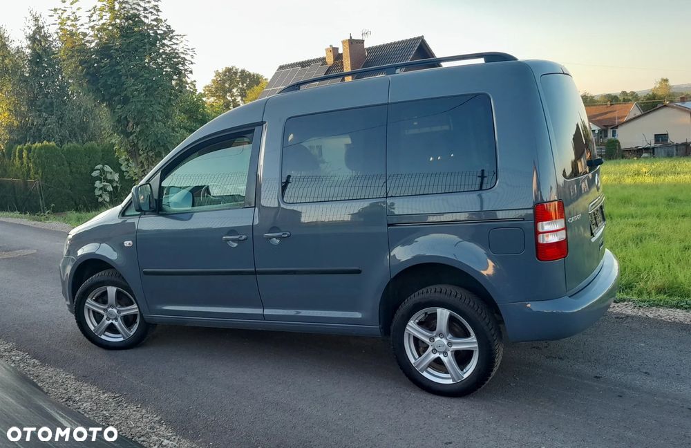 Volkswagen Caddy - 28