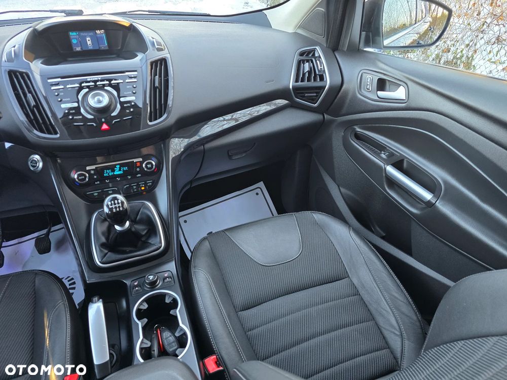 Ford Kuga 2.0 TDCi 4WD Titanium - 24