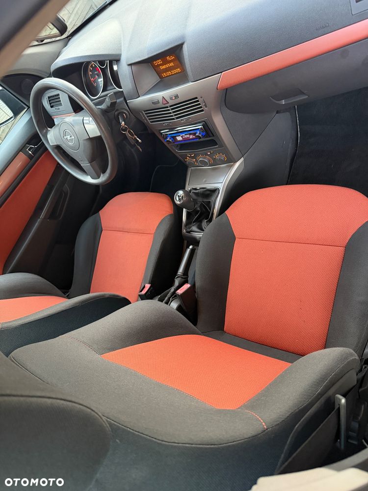 Opel Astra - 8