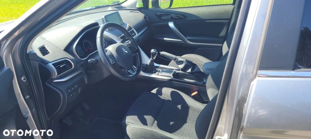 Mitsubishi Eclipse Cross 1.5 T GPF Invite Plus - 8