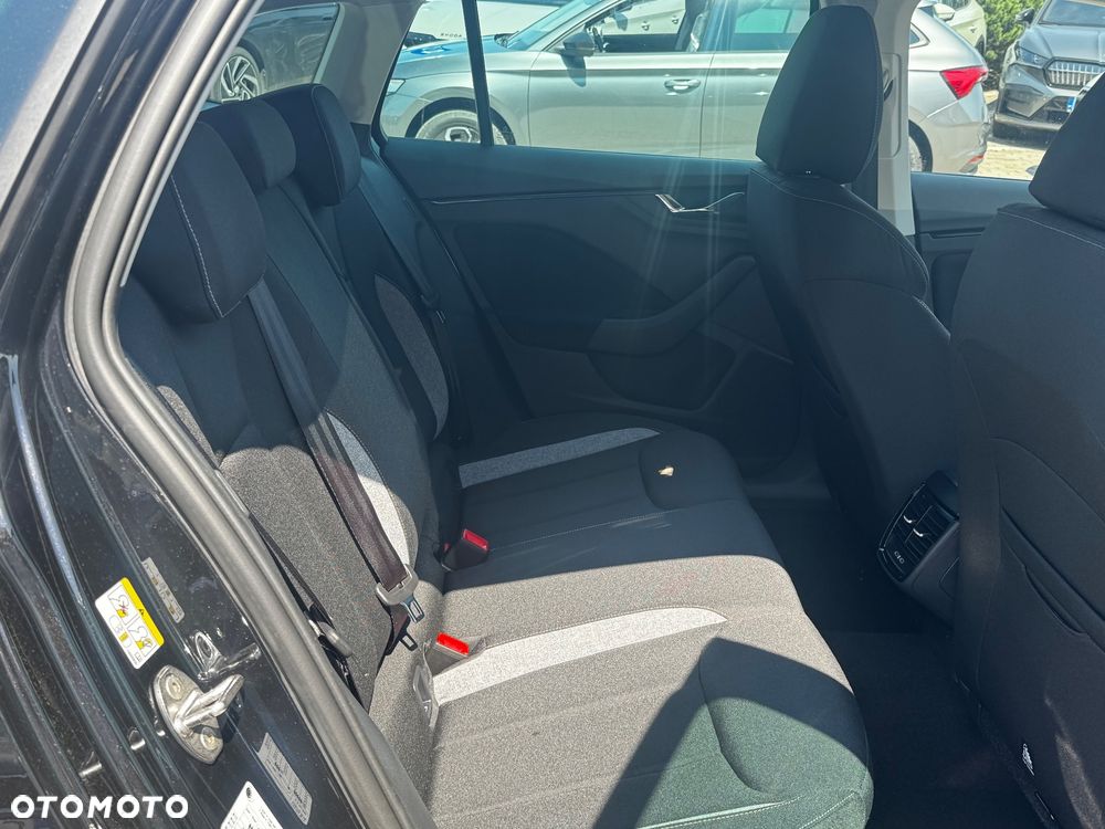 Skoda Scala 1.0 TSI Drive DSG - 17