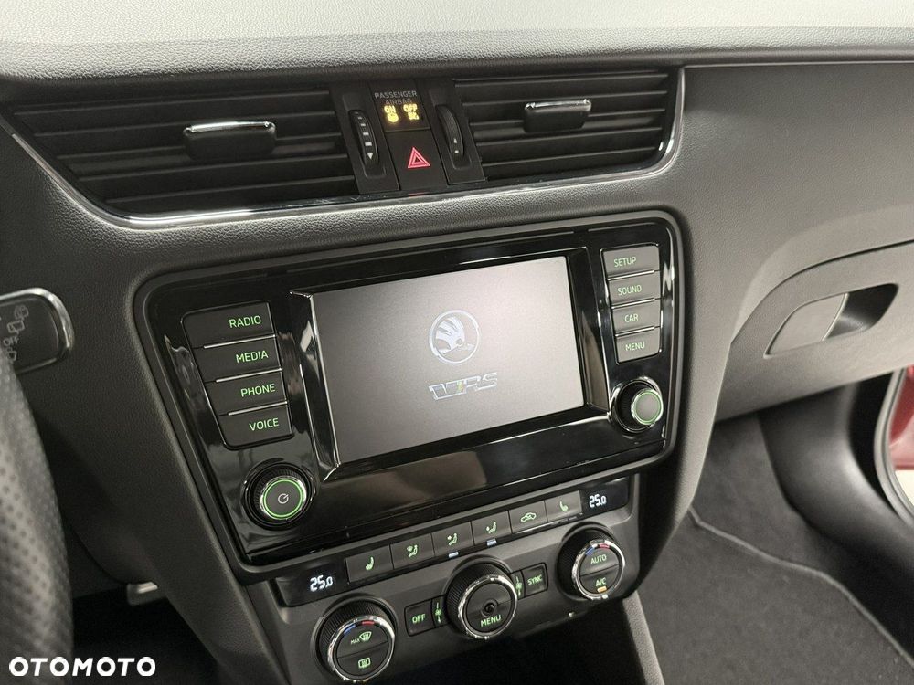 Skoda Octavia 2.0 TDI RS Challenge DSG - 16