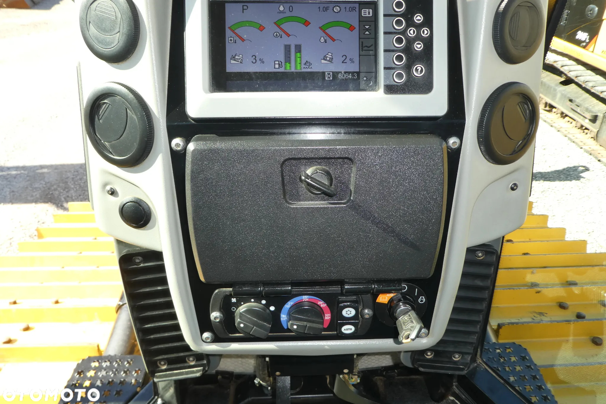 Caterpillar D6N LGP Z NIEMIEC NOWE PODWOZIE - 29