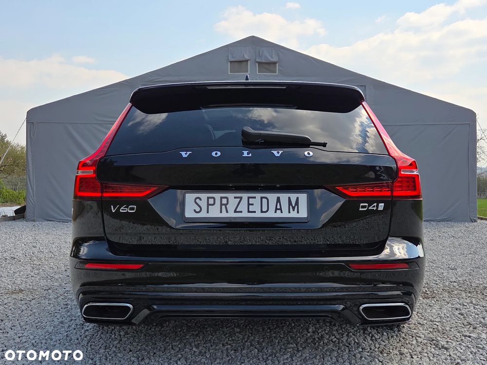 Volvo V60 D4 Geartronic R-Design - 4