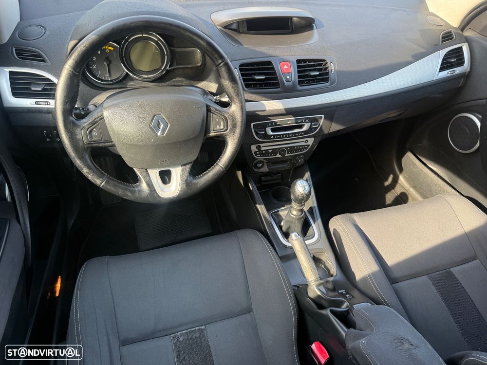 Renault Mégane Sport Tourer 1.5 dCi Emotion - 7