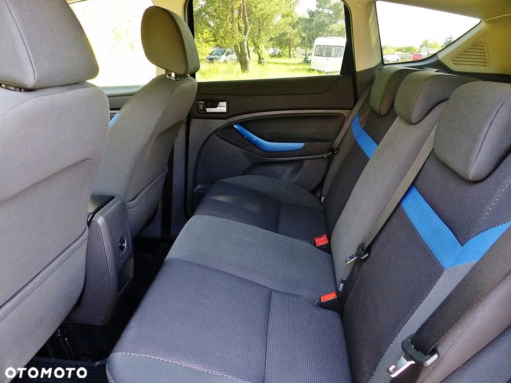 Ford Kuga 2.0 TDCi 4x4 Trend - 21