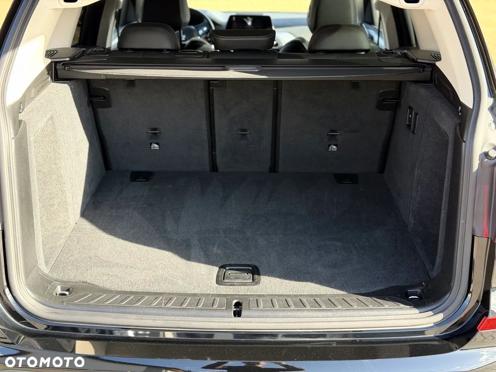 BMW X3 sDrive18d Advantage - 18